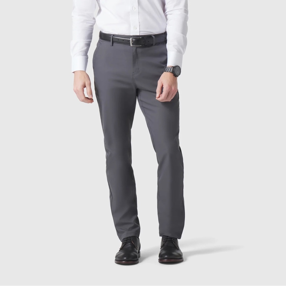 NWOT: 36x32 - Jetsetter Tech Pant Straight Fit